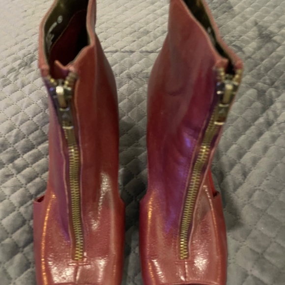 #ShoeCraze - Picture 2 of 2